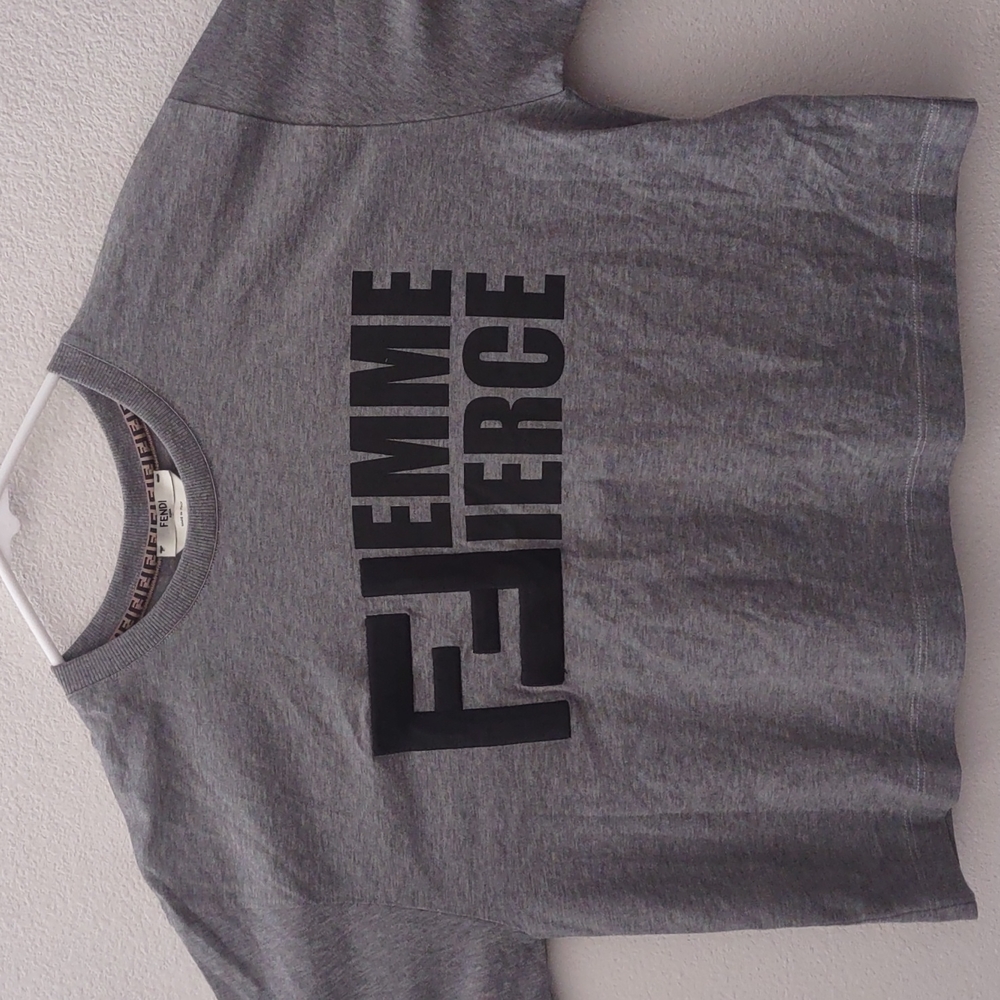 COPY - FENDI T-SHIRT SZ M